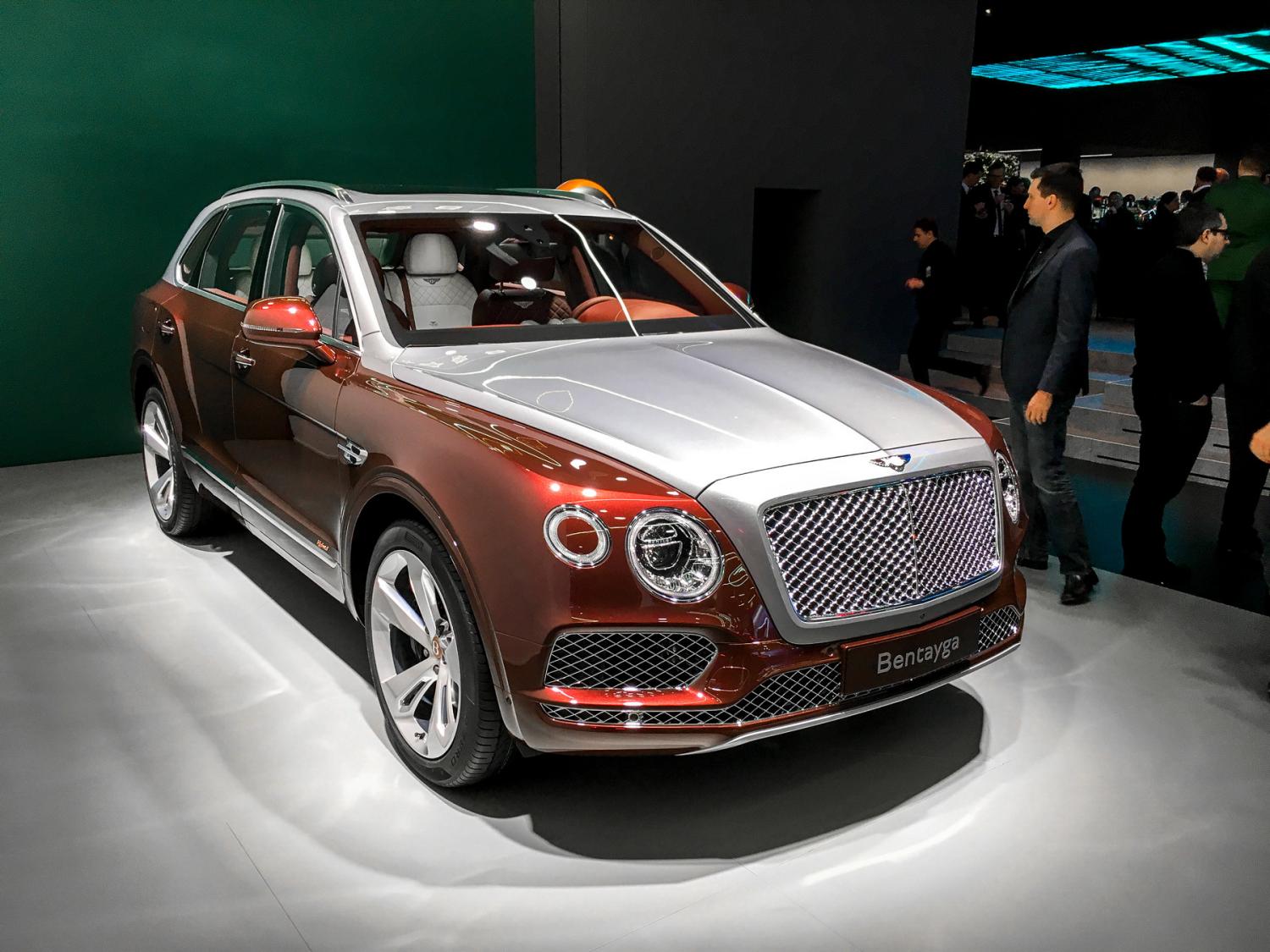 Джип Бентли Bentayga