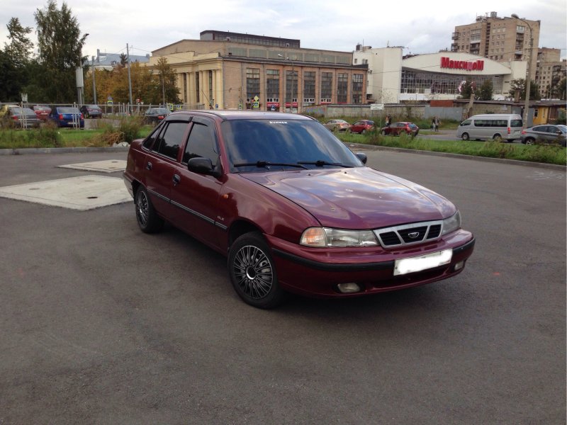 Daewoo Nexia 2 вишня