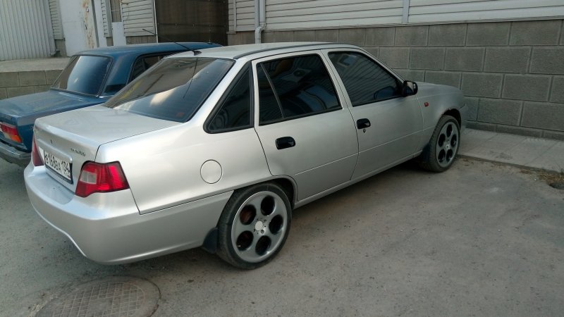 Daewoo Nexia n150 r17