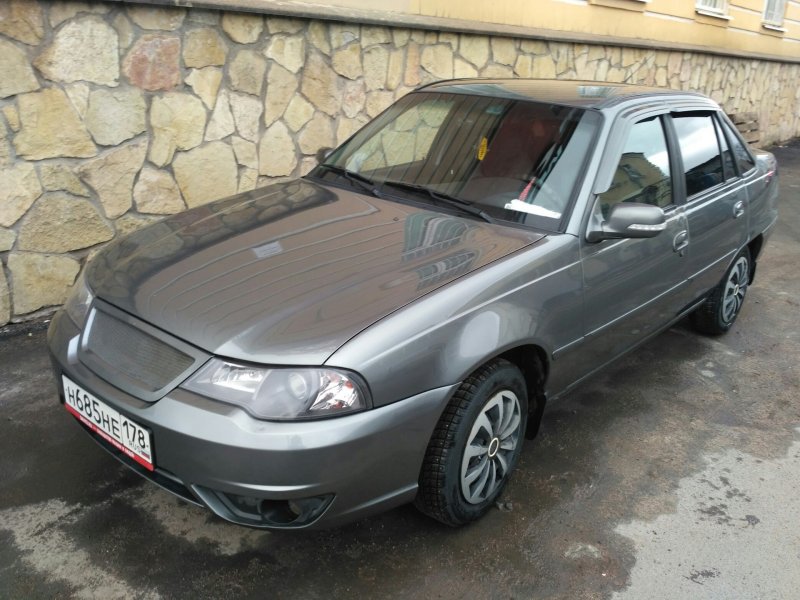 Daewoo Nexia серая