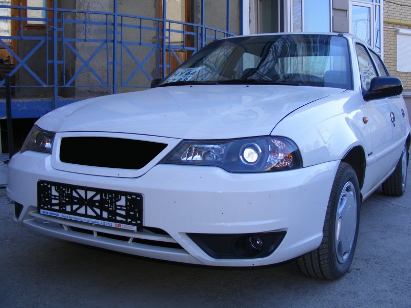 Daewoo Nexia n150 белая