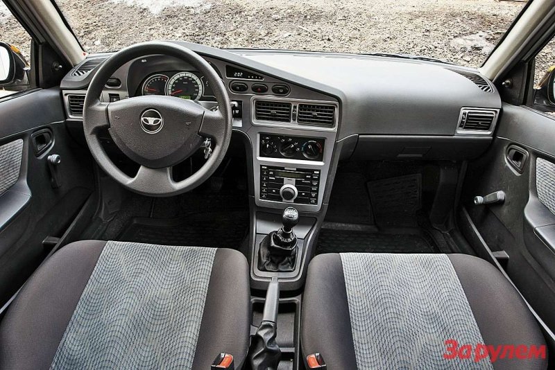 Daewoo Nexia 2010 салон
