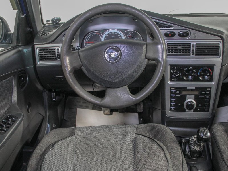 Daewoo Nexia салон