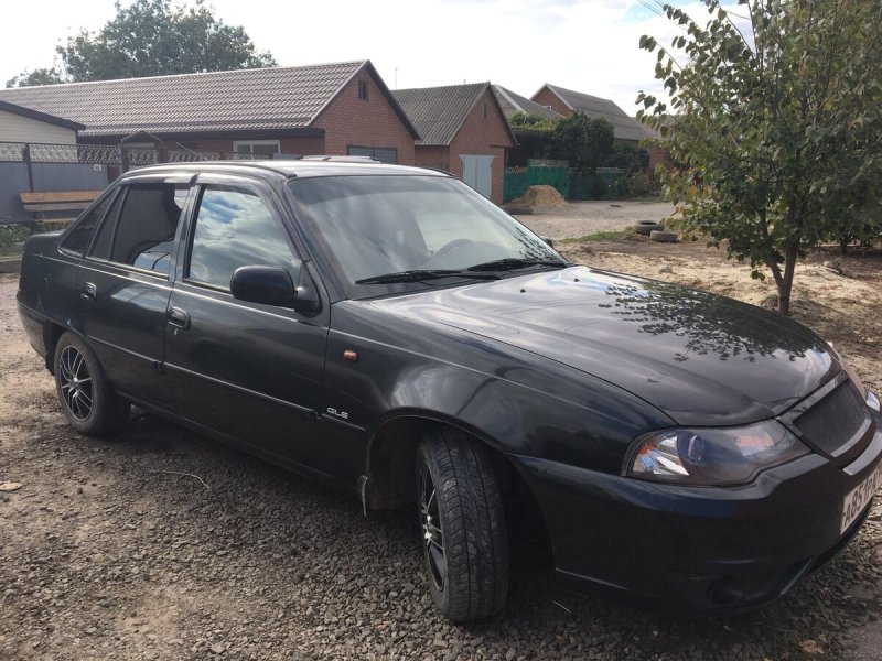 Daewoo Nexia 2011 черная
