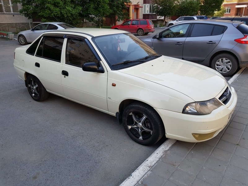Daewoo Nexia с магазина