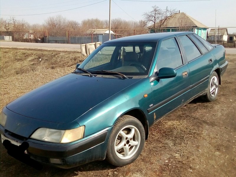 Дэу Эсперо 1990