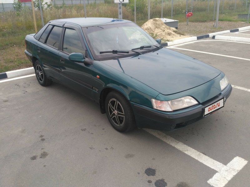 Daewoo espero зеленая