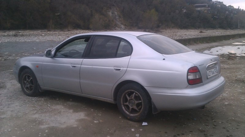 Дэу Леганза 1998