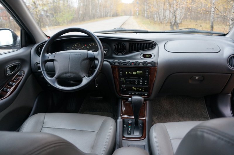 Daewoo Leganza 2001 салон