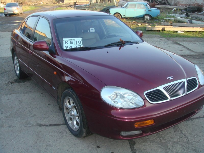 Дэу Леганза 1998