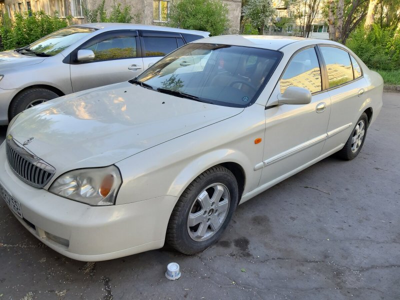 Дэу Магнус 2000