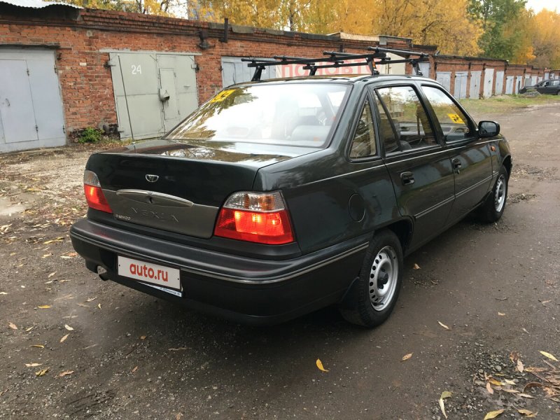 Daewoo Nexia i, 2003 зелëный
