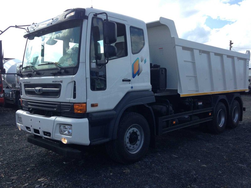 Daewoo Novus самосвал