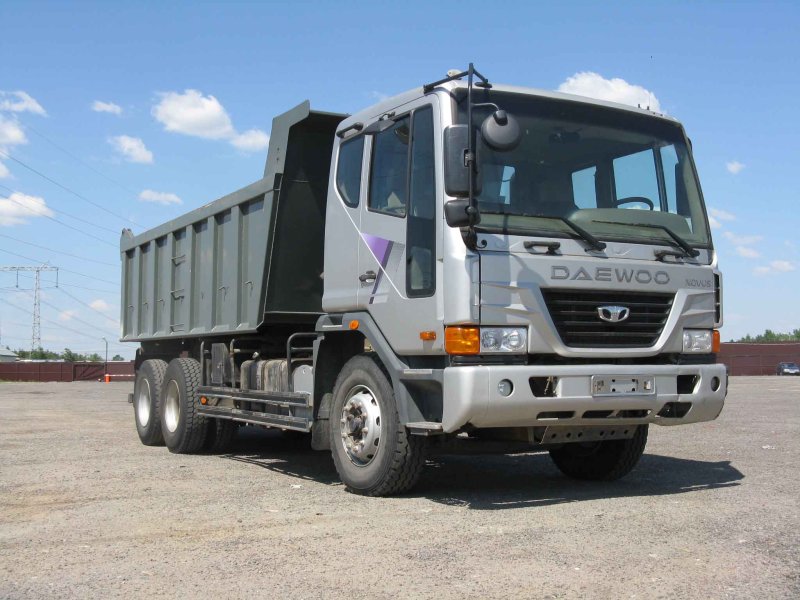 Daewoo Novus самосвал