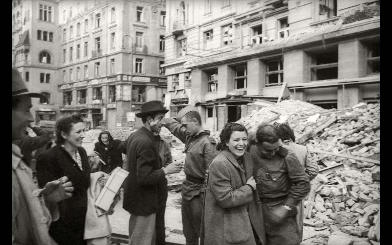Кадры Берлин апрель , май 1945