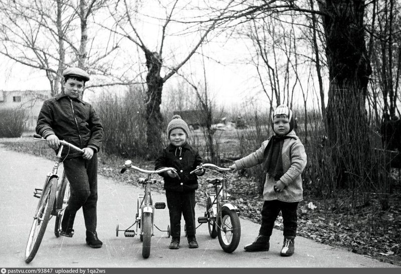 Дети на великах СССР