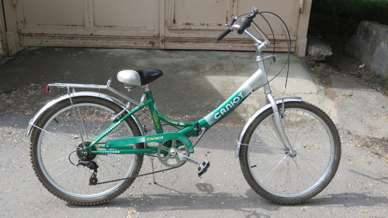 Реставрированный велосипед салют