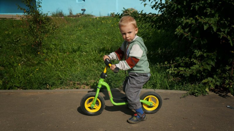 Велосипед без педалей для малышей советские