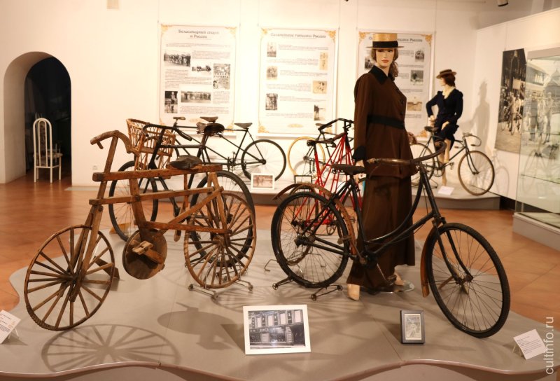 Велосипедная выставка Андрея Мятиева