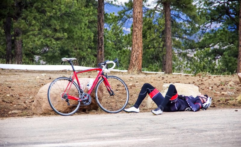 Уставший велосипедист