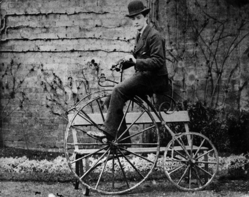 Велосипед изобретённый Эжен Мейе в 1868 году