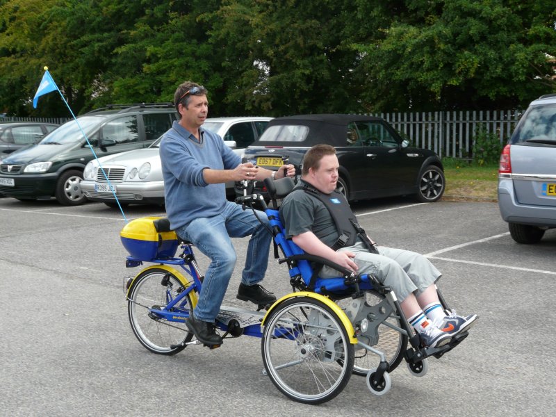 Инвалидная коляска велосипед