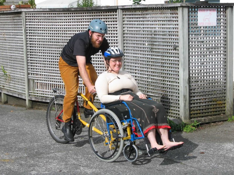 Велосипед для людей с ограниченными возможностями