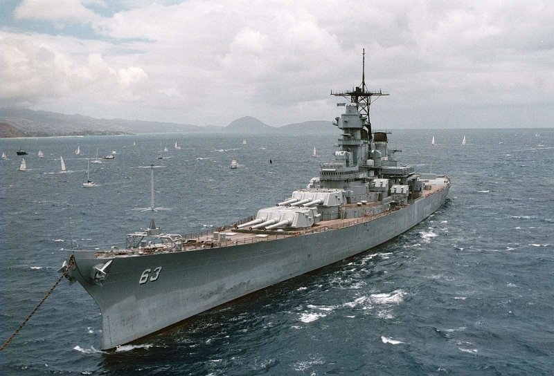 Линкор USS Missouri