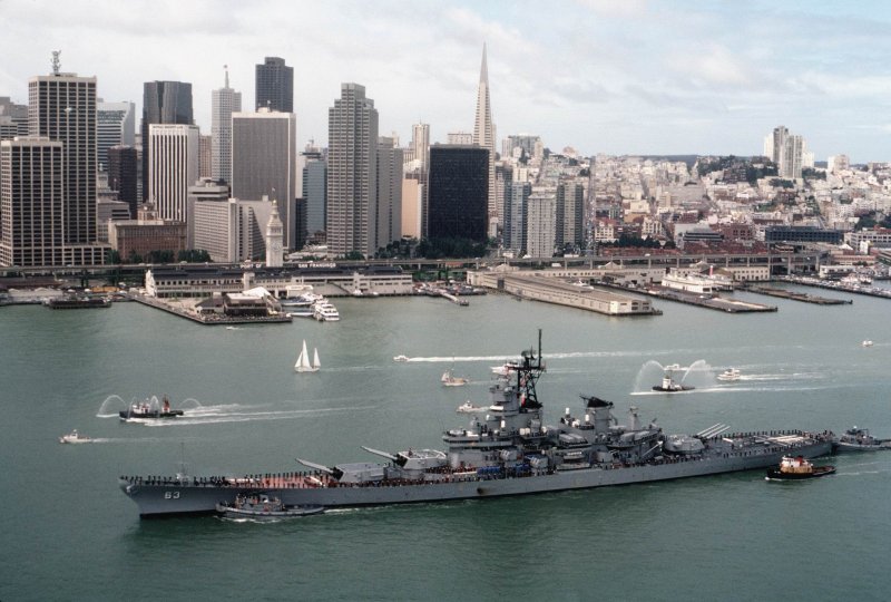 Линкор USS Missouri