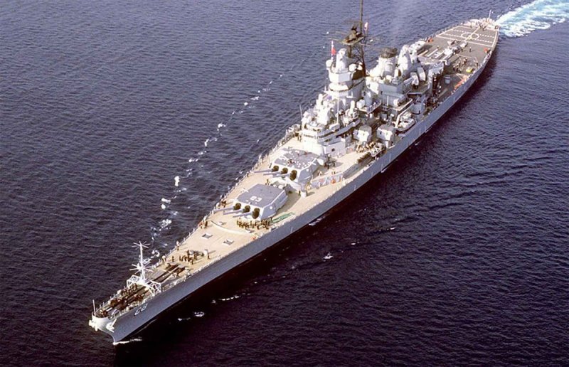 Корабль USS Missouri BB-63