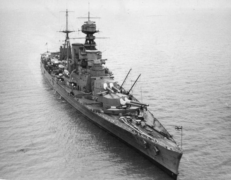 Линкор HMS Hood