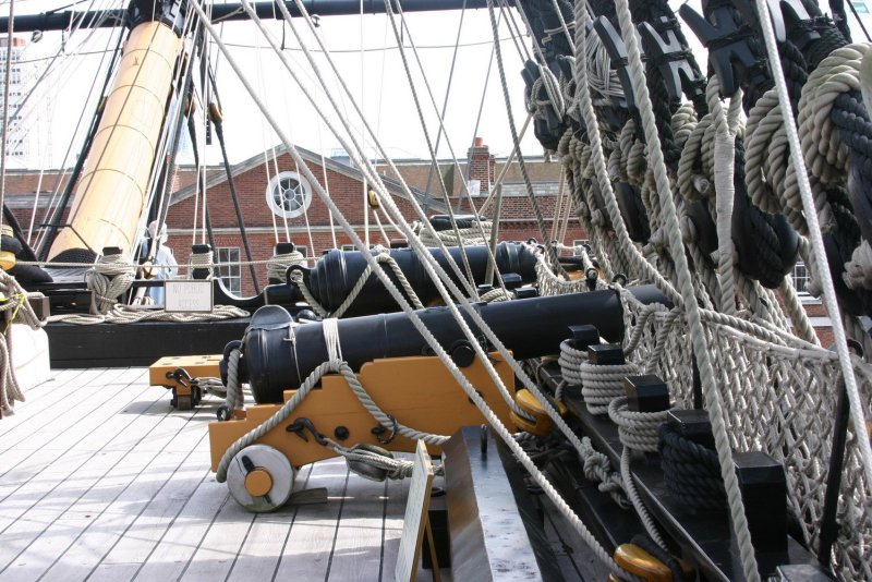 HMS Victory пушки