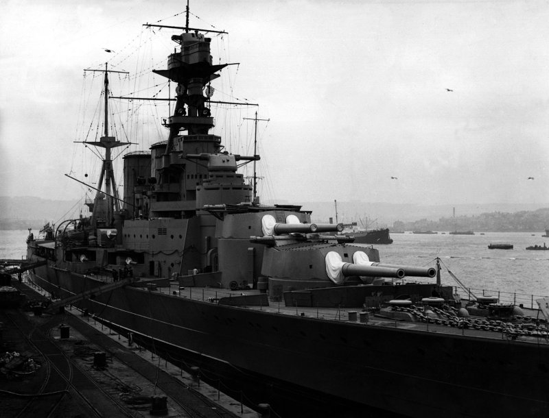 Линейный крейсер HMS Hood
