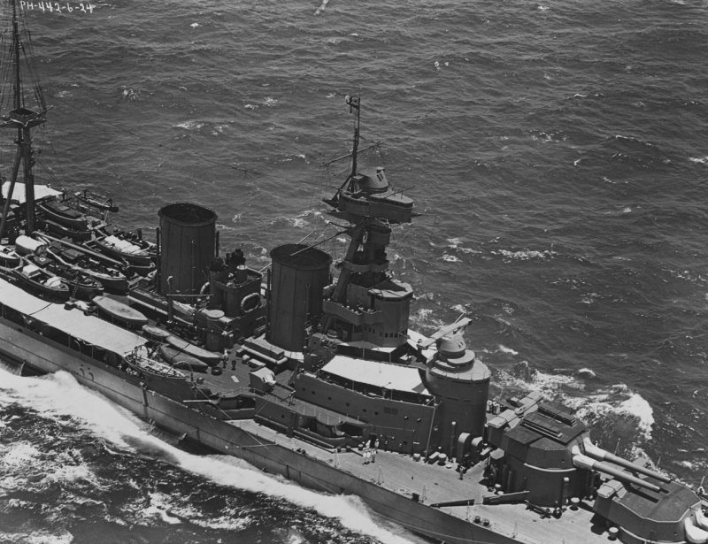 Крейсер HMS Hood