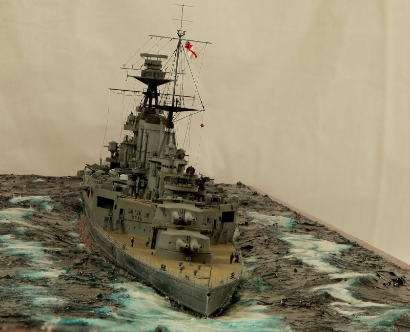 Крейсер HMS Hood