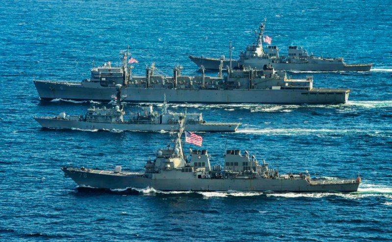 Эсминец ВМС США Дональд Кук