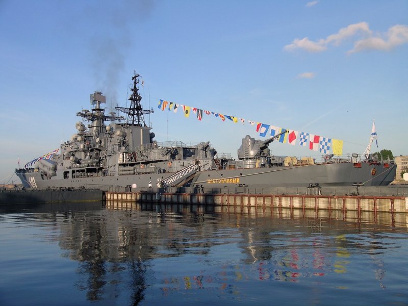 Флагман Балтийского флота эскадренный миноносец настойчивый