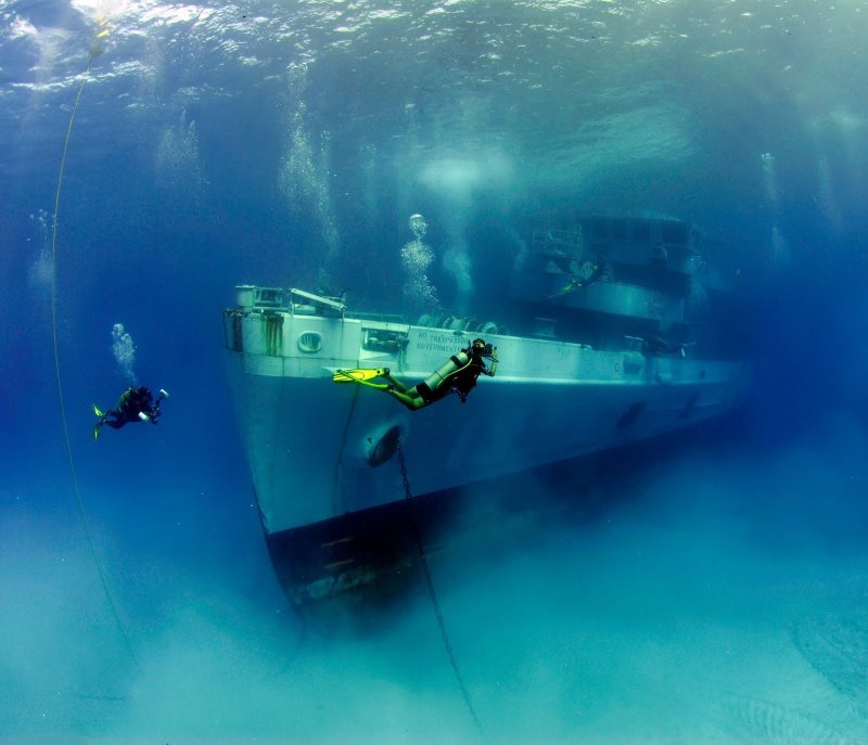 USS Kittiwake 2011