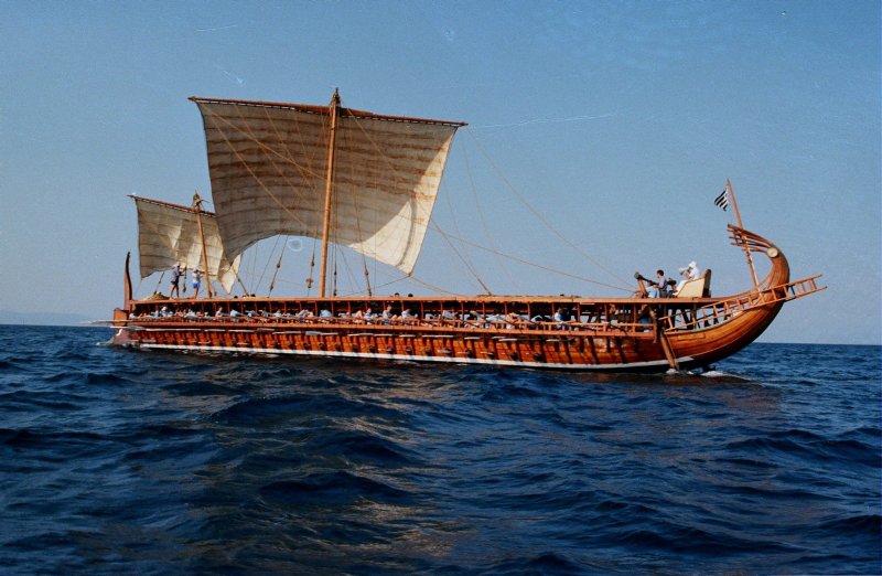 Финикия трирема