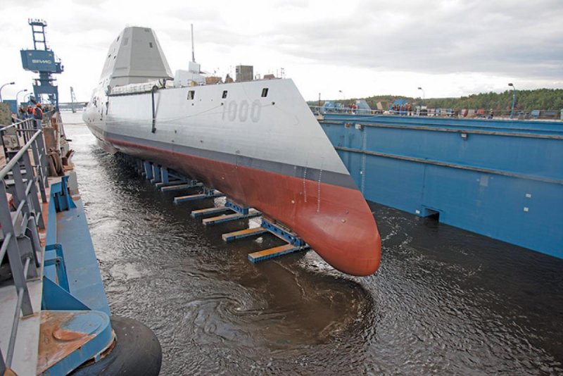 Эсминец США USS Zumwalt (DDG 1000).