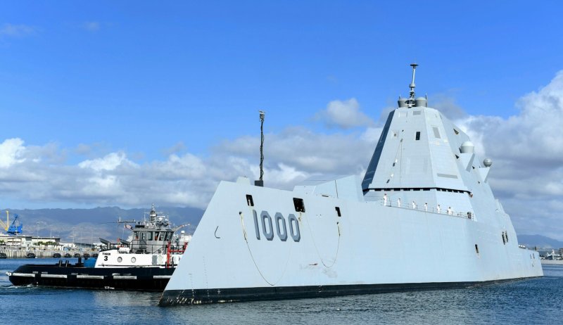 Эсминец США USS Zumwalt (DDG 1000).