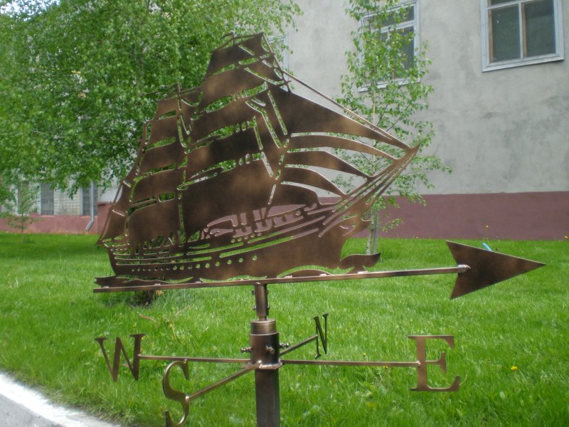 Флюгер в виде корабля