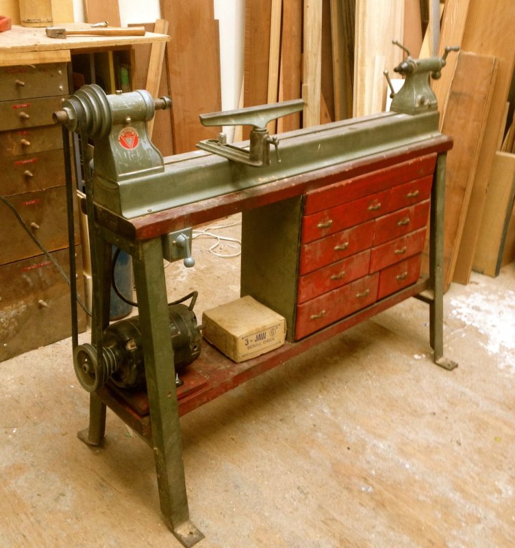 Станок деревообрабатывающий Woodworking Lathe