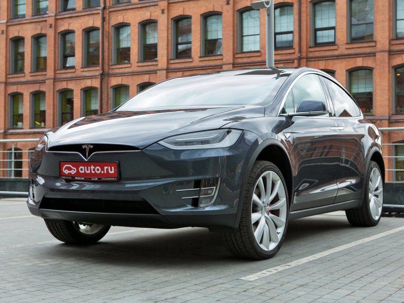 Тесла кроссовер model x