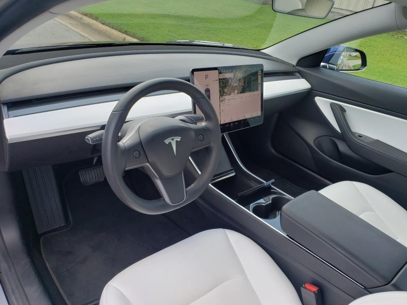 Tesla model 3 long range