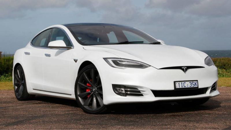 Tesla model s p100d белая