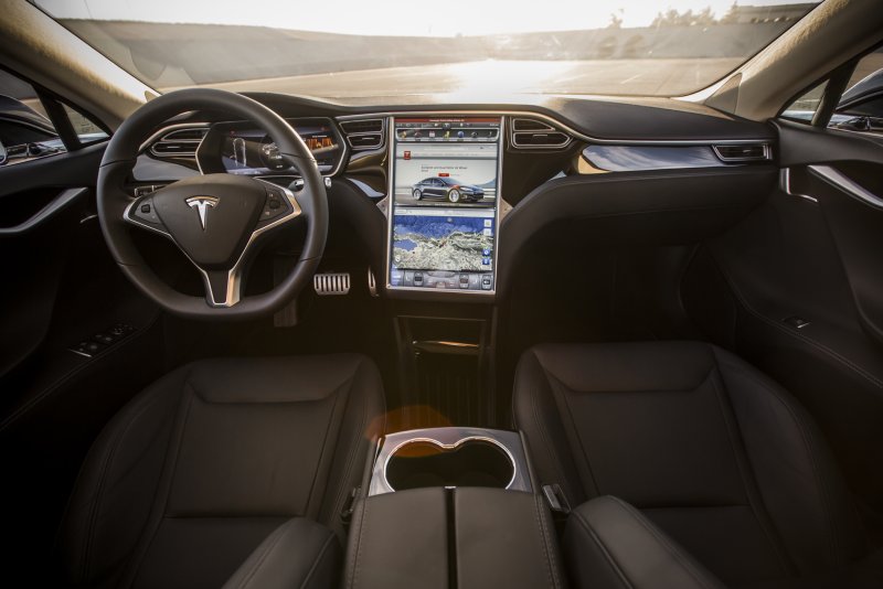 Tesla model s p85d салон