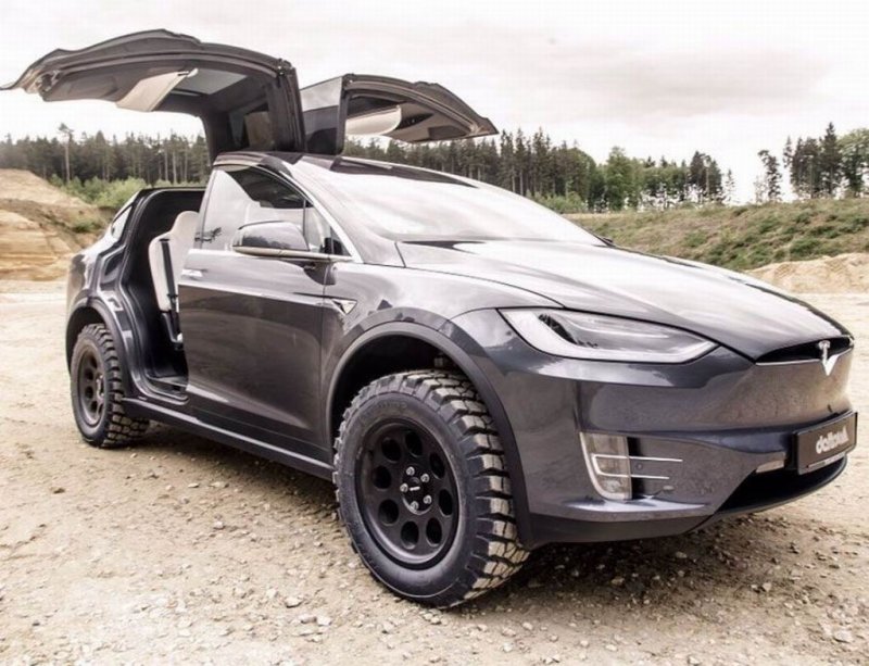 Tesla model x Offroad