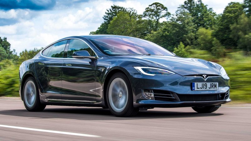 Электромобиль Tesla model s