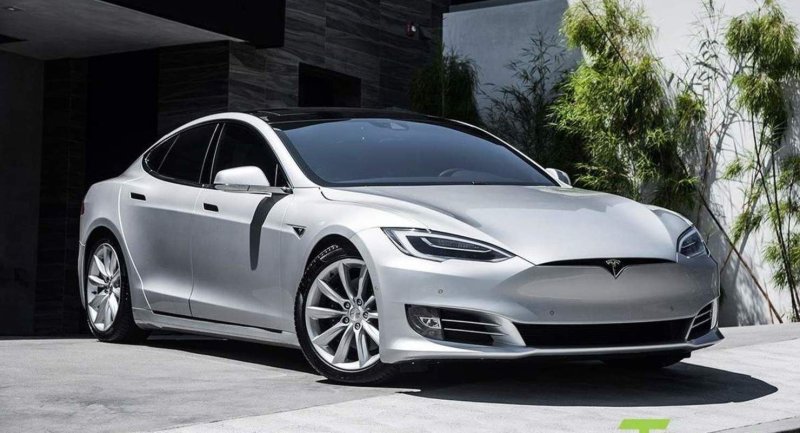 Электромобиль Tesla model s